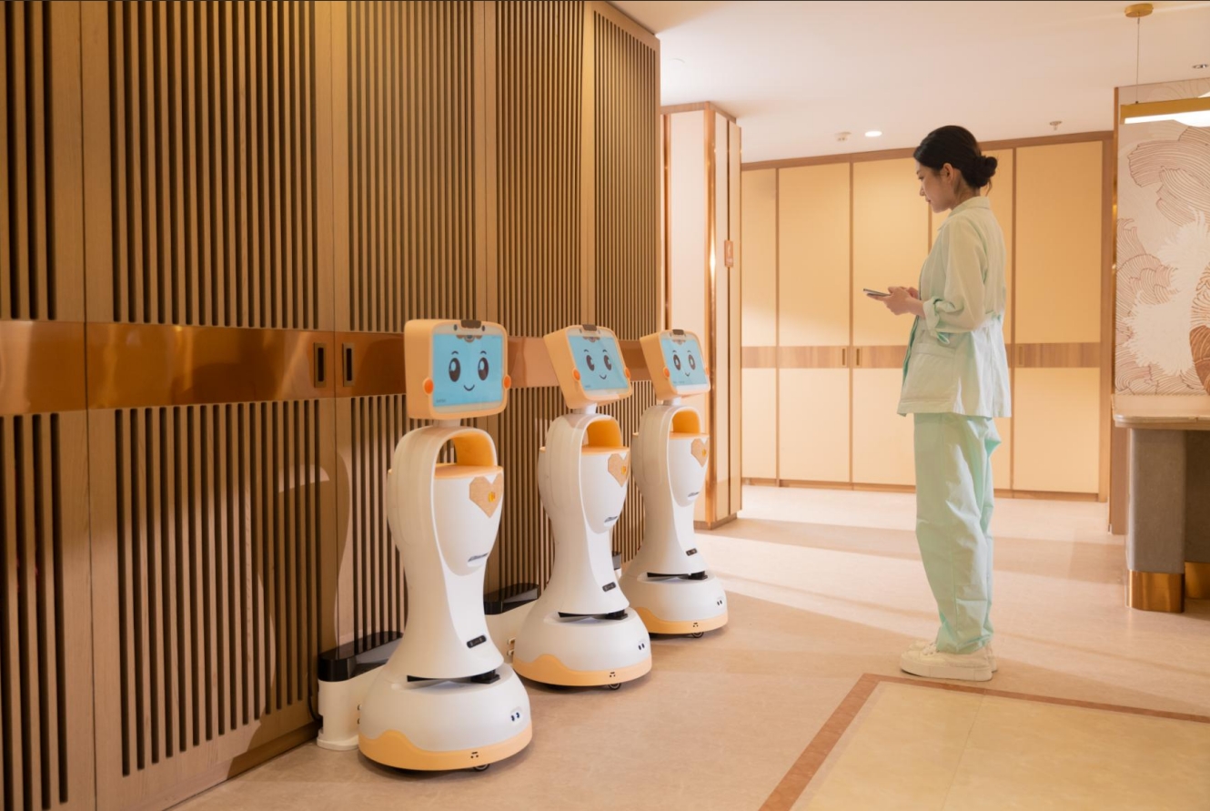 小麗養老服務機器人